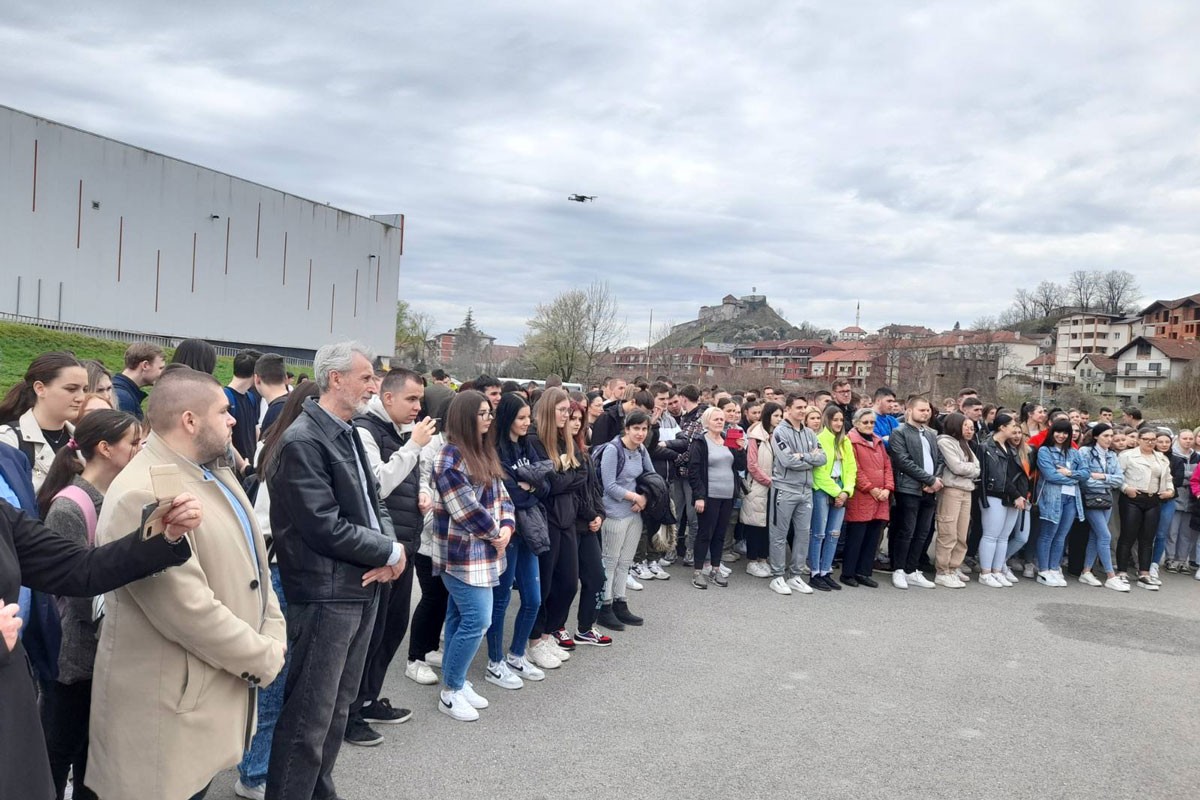 Maturanti bježali od medija, rijetki otkrili šta će studirati