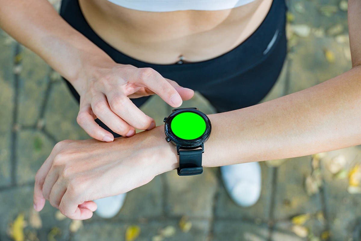 Pomoću fitnes sata saznala da je muž vara