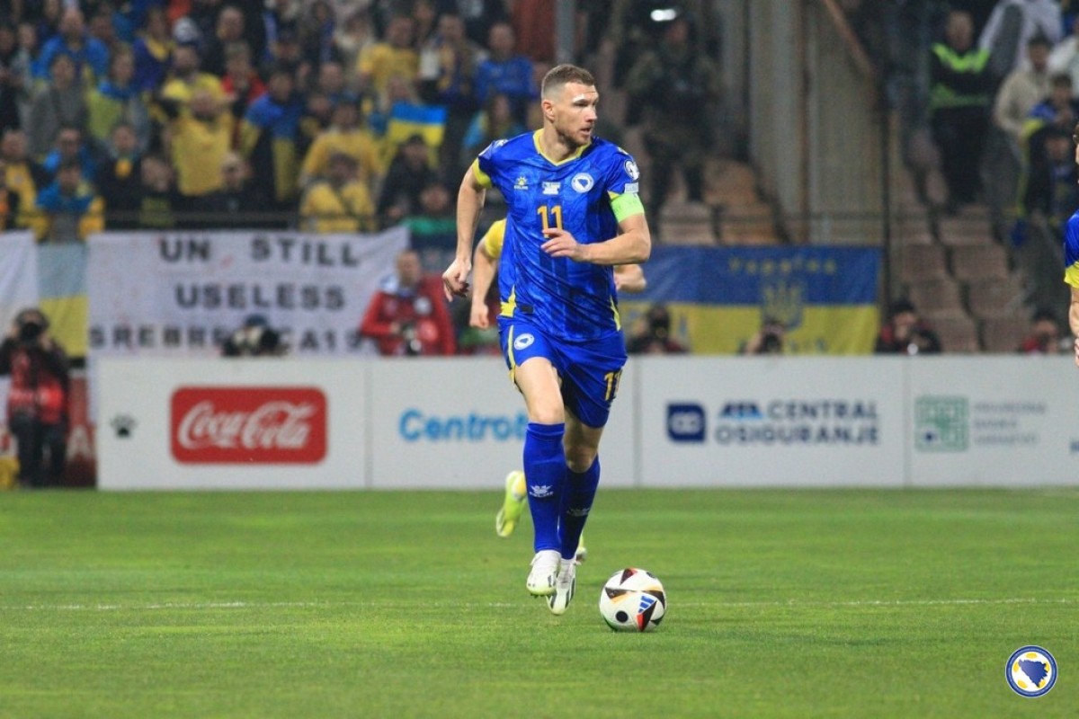 Edin Džeko odgovorio da li ostaje među "zmajevima"
