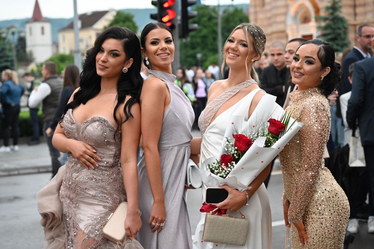 Matursko veče udar na džepove roditelja, koliko je novca potrebno