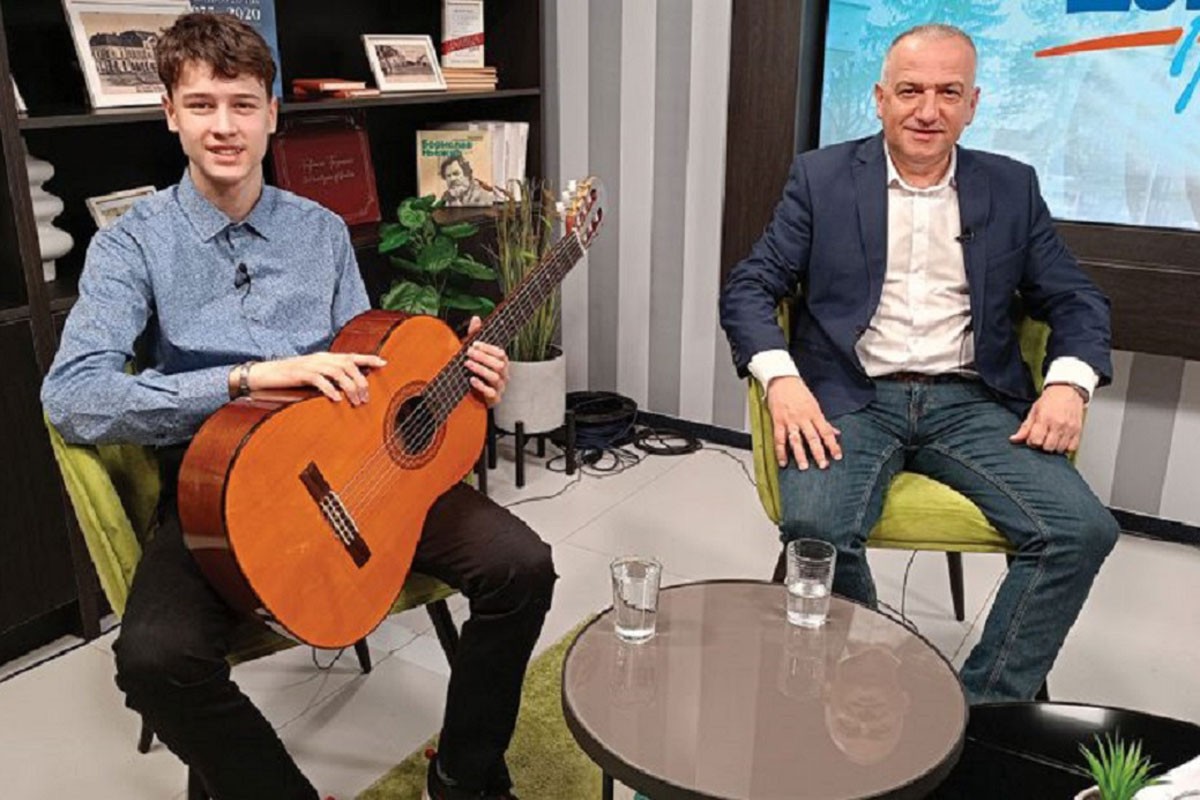 Uspjesi Muzičke škole iz Gradiške: Kolekcija nagrada sa svih takmičenja