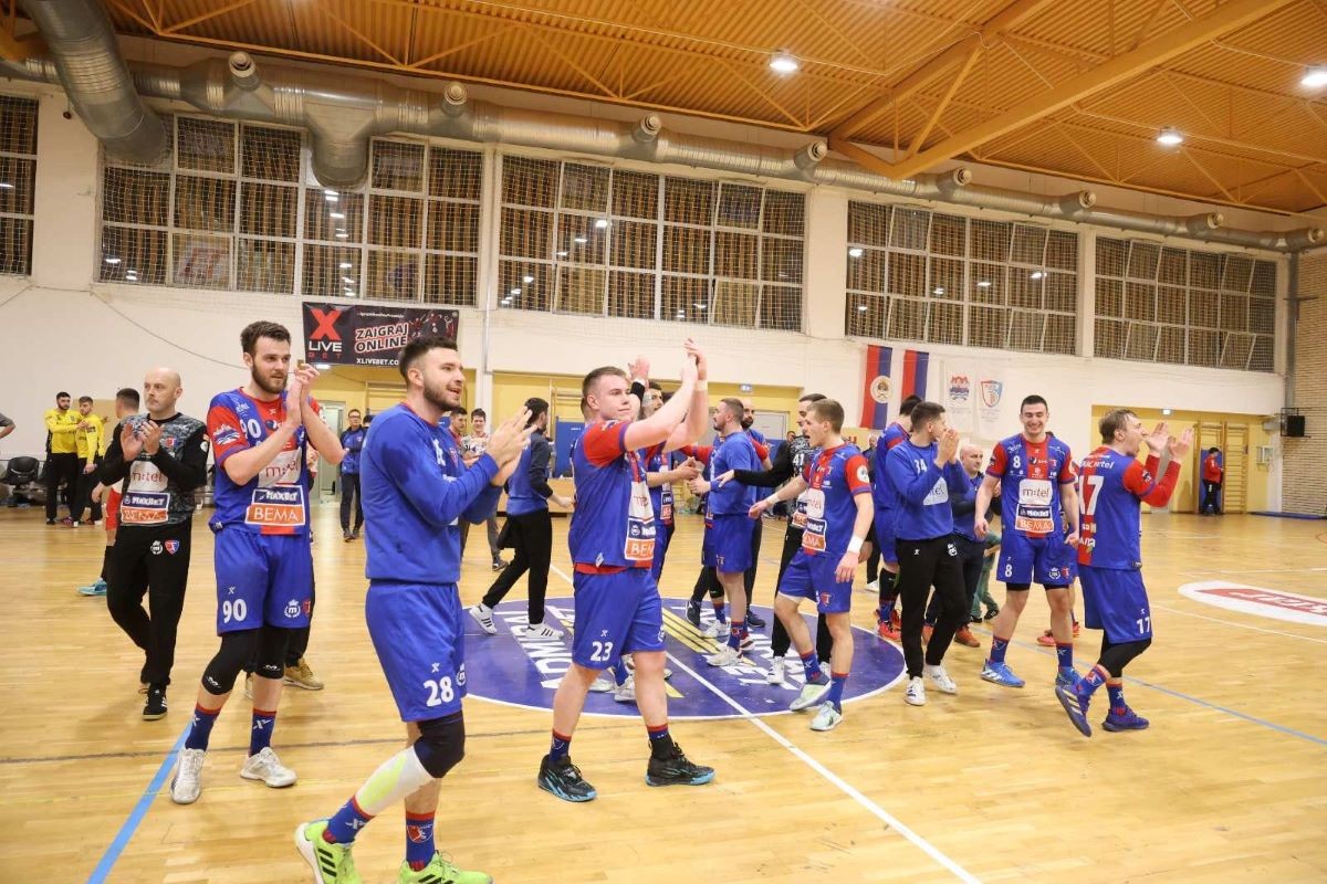 Izviđač pred titulom, slavio i Borac