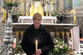 Kolinda Grabar Kitarović ostavila poruku na ćirilici