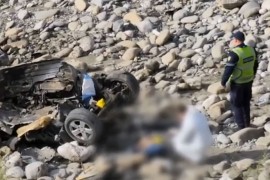 Teška nesreća u Albaniji: Osam poginulih nakon slijetanja u rijeku ...