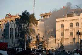 Iran počeo napad na Izrael: Lansirane desetine dronova kamikaza!