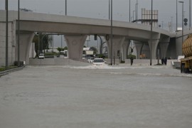 Dubai paralizovan: Obilne padavine izazvale poplave, otkazani pojedini ...