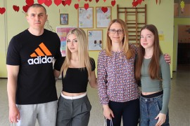 Heroji među nama: Prosvjetni radnici olakšali život učenicama ...
