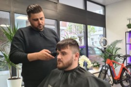 Frizer iz BiH šiša za 99 centi, a razlog je više nego human