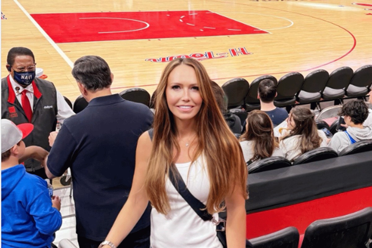 Ko je Mirjam Poterbin, atraktivna majka Luke Dončića? (FOTO)