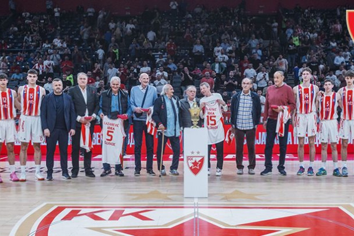 Zvezdina zlatna generacija nagrađena poklonima i ovacijama