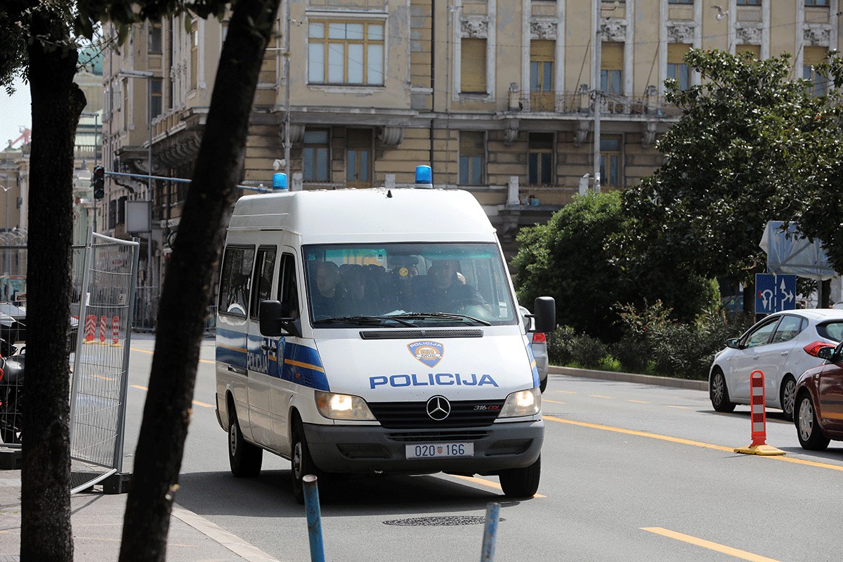 Uhapšeno 10 ljudi, pronevjerili skoro milion evra