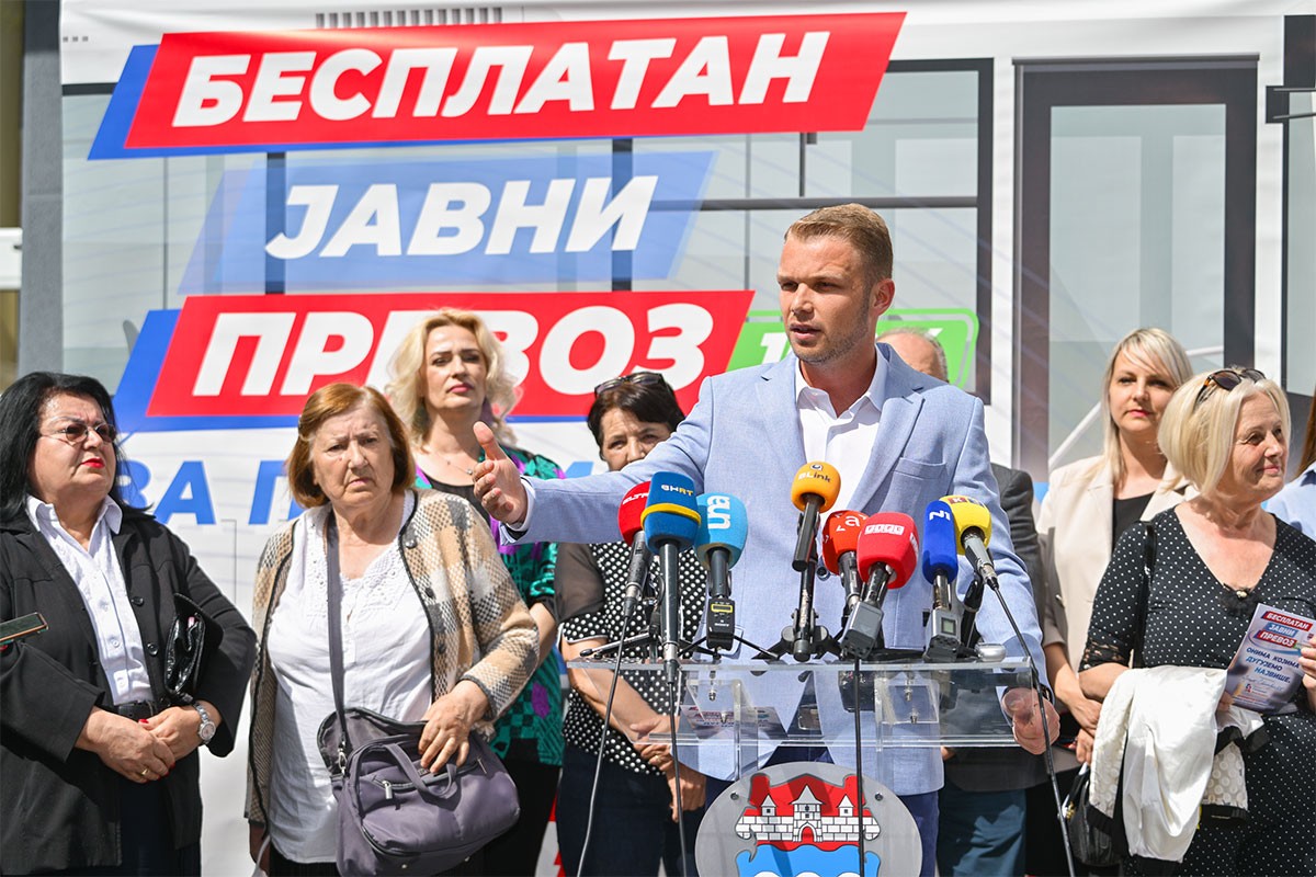 Stanivuković: Od 1. maja besplatan prevoz za penzionere i starije od 65 godina (VIDEO)
