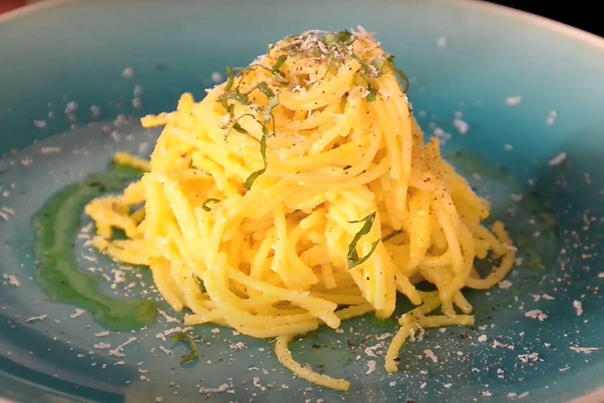 Tjestenina s limunom i parmezanom