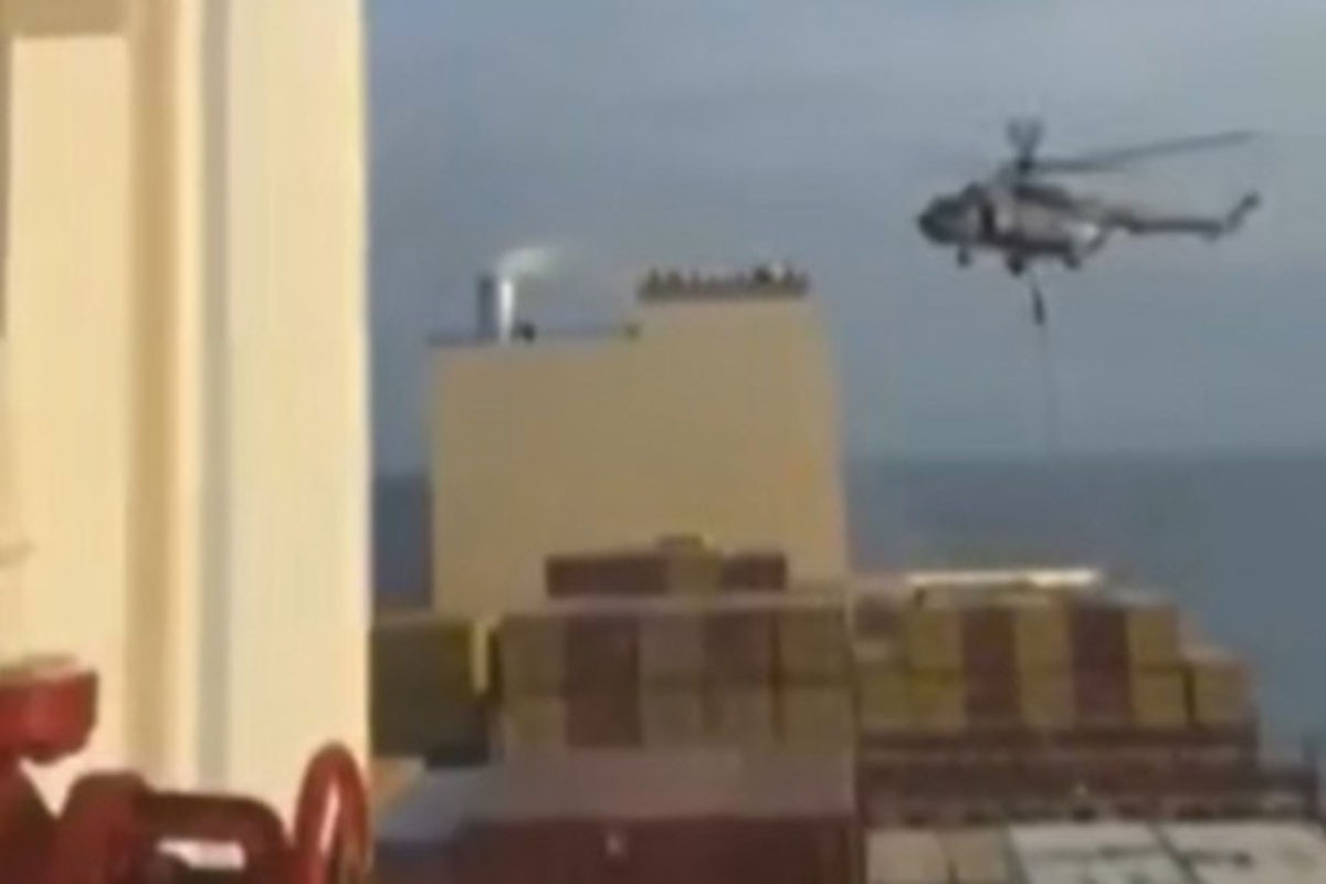 Iranski komandosi upali na brod "povezan sa Izraelom" (VIDEO)