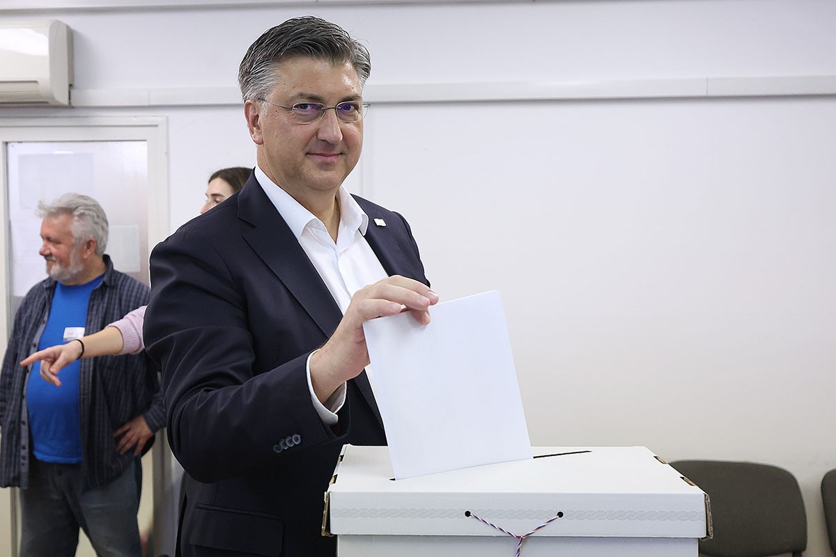 Plenković nakon glasanja pričao o BiH: Da li je prekršio izbornu ćutnju?