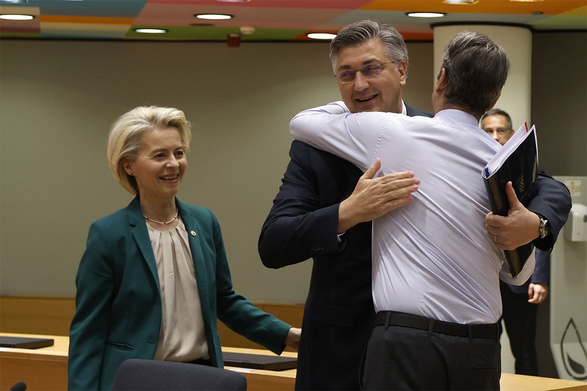 Plenkoviću izbornu pobjedu čestitali i u Briselu