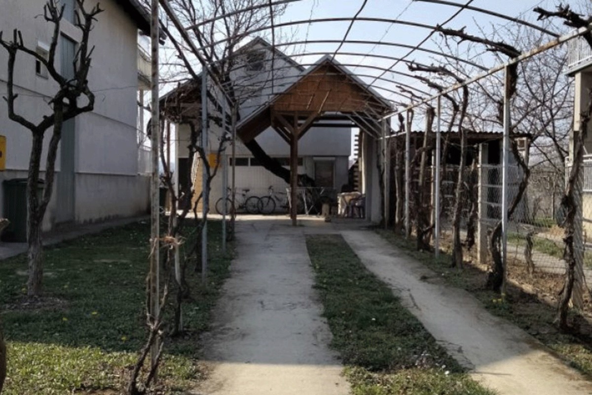 Šta je nađeno u tijelima roditelja koji su ubili sinove u Novom Sadu