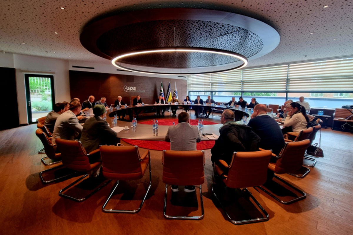 SDA: "Trojka" gazi dostojanstvo bošnjačkog naroda