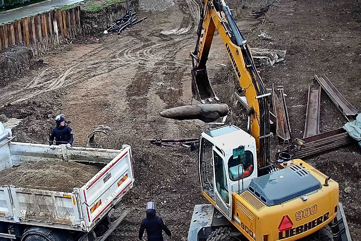 Uništena NATO bomba teška 1.000 kg, pogledajte trenutak eksplozije