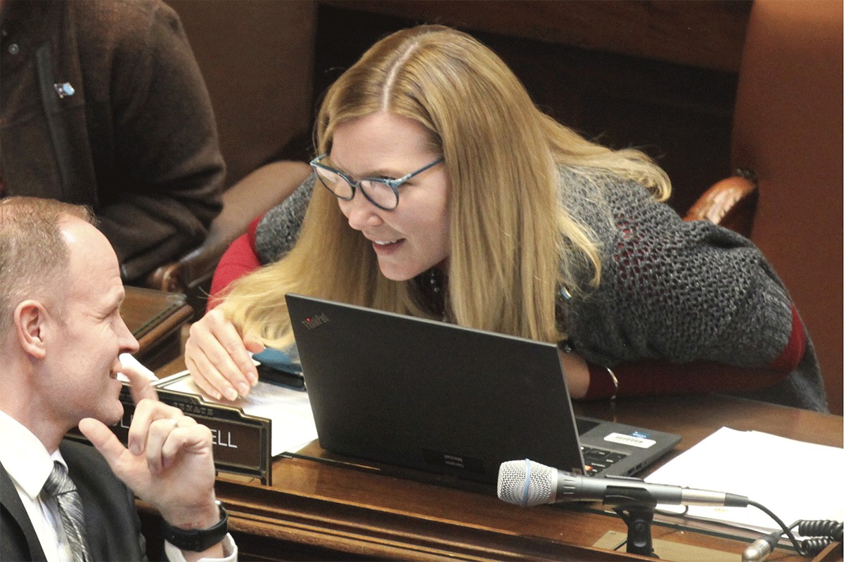 "Peh" u najgorem trenutku: Senatorka uhapšena zbog sumnje da je izvršila provalu u kuću