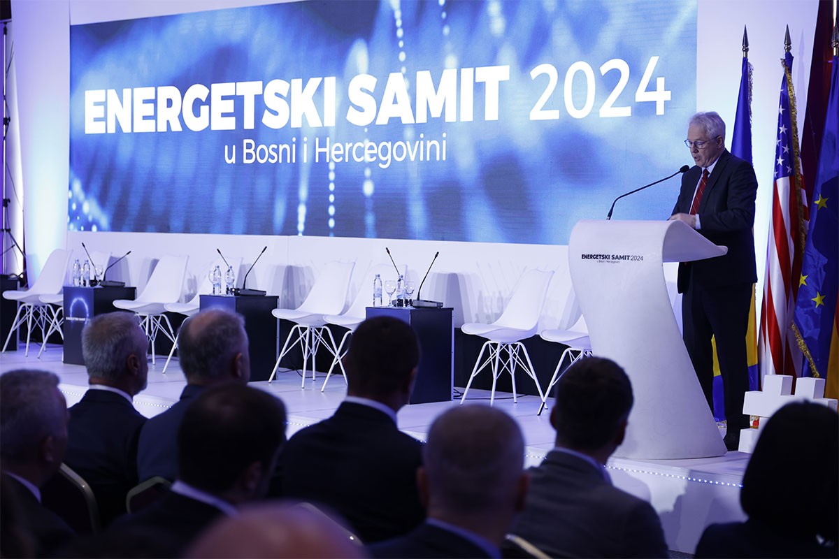 Otvoren Energetski samit u Neumu, potrebna hitna akcija lidera