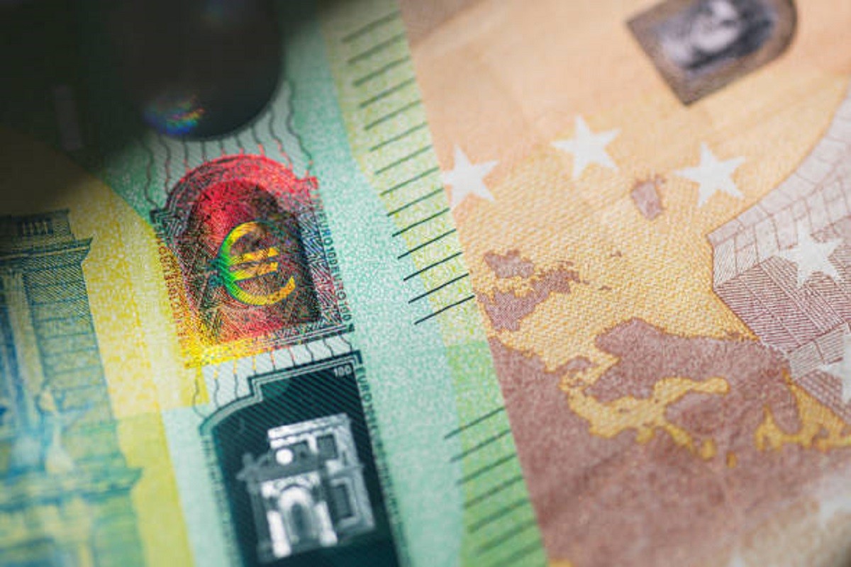 Članica EU neće da uvede evro?