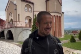 Oglasio se Nikola Rokvić iz manastira u kojem provodi Uskrs