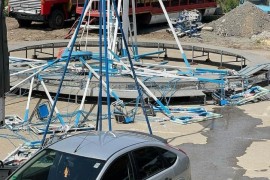 Srušio se ringišpil: 13 djece povrijeđeno (FOTO)