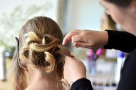 Jednostavni trikovi koji će vam pomoći da imate savršenu frizuru