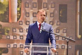 Stanivuković: Spomenik simbol i žrtve i budućnosti