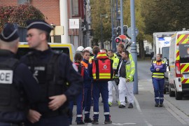 Dva francuska čuvara zatvora ubijena, zatvorenik pobjegao