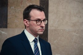 Petković: Kurtijeve bezumne odluke i danas na delu
