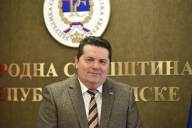 Stevandić: Rezolucija o Srebrenici privatni akt Lagumdžije