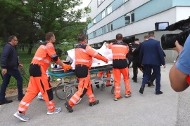 Fico prebačen u bolnicu u Banskoj Bistrici