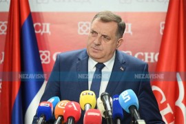 Dodik: PDP-u stranci rekli da izađe na izbore po Šmitovom zakonu