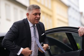 "Stanje Fica teško, ali stabilno"