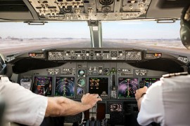 Nasilno pokušao ući u pilotsku kabinu aviona koji je letio za Hrvatsku
