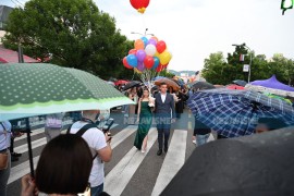 Maturanti svojom ljepotom uljepšali ulice Banjaluke (FOTO/VIDEO)