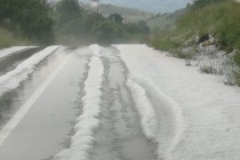 Snažno nevrijeme kod Tomislavgrada: Cesta razrovana i puna leda