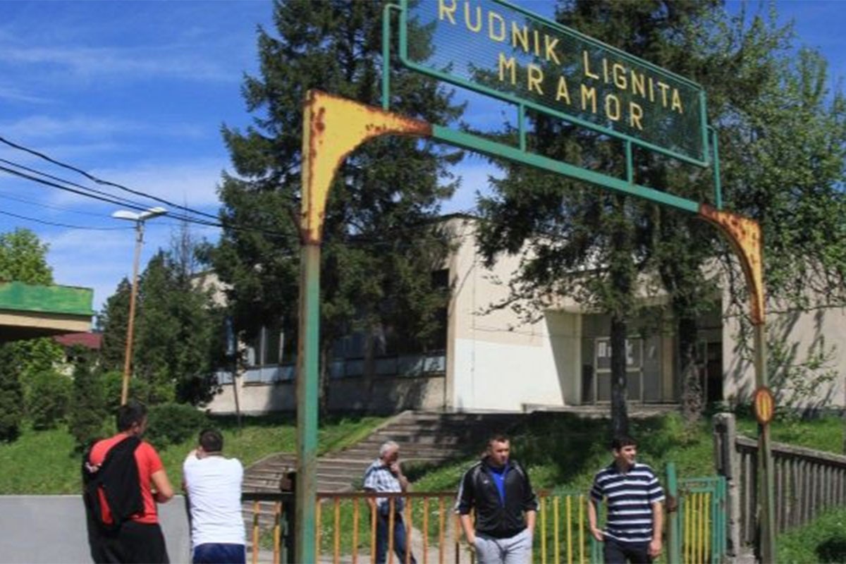 Drama u Tuzli: Zemlja zatrpala rudara, pokušavaju ga spasiti