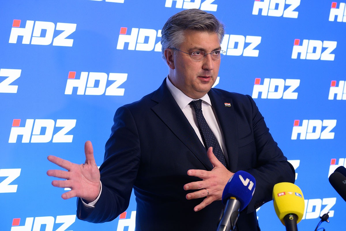 HDZ navodno dogovorio većinu: Šta je sa SDSS-om?
