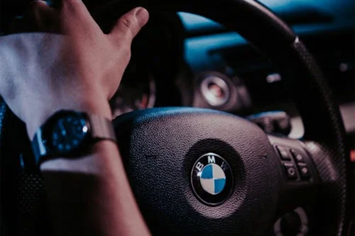BMW vozio 238 km na sat, u autu bila i beba