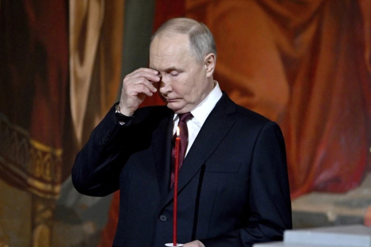 Patrijarh i Putin na Vaskršnjoj liturgiji u Sabornom hramu u Moskvi