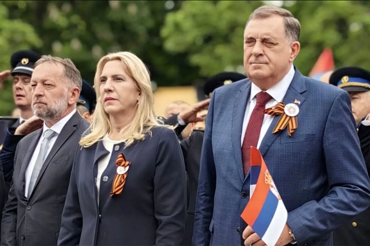 Cvijanović: Srpska dostojno obilježila Dan pobjede (FOTO)