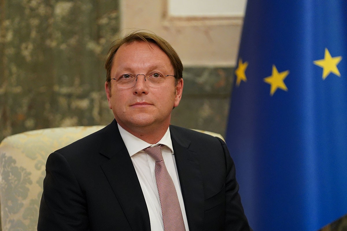Varheji: Ne slažem se sa kolektivnim kažnjavanjem srpskog naroda