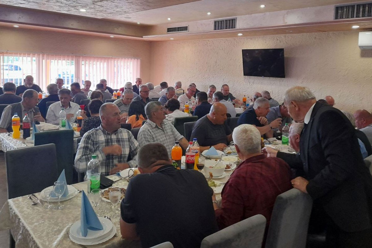 Susret penzionisanih policajaca u Gradišci (FOTO)