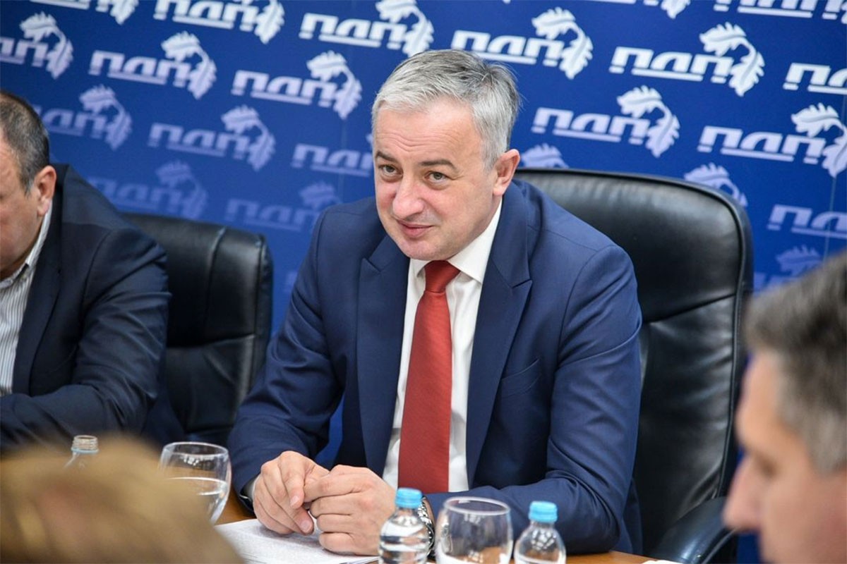 PDP izlazi na izbore po Šmitovim pravilima