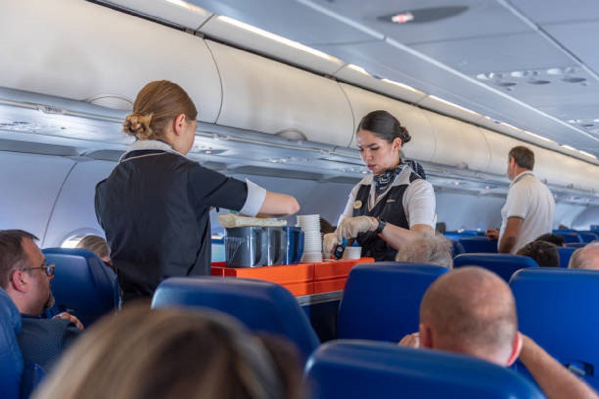 Poznato kako Singapore Airlines i Emirates nagrađuju svoje zaposlene