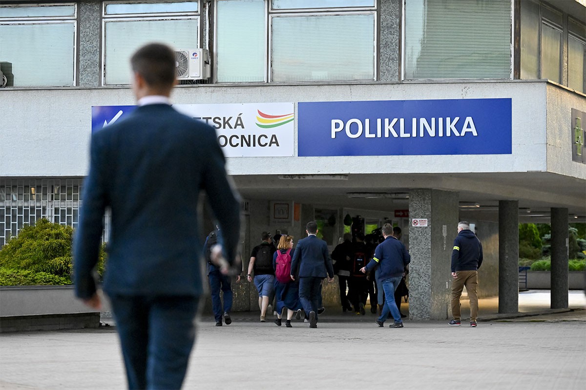Robert Fico, premijer Slovačke, ponovo operisan nakon atentata