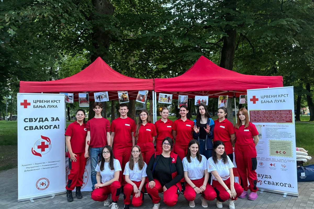 U parku mjerili šećer u krvi i krvni pritisak